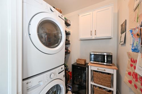 2226 Edgewood Ave, Milwaukee WI  53211-2938 exterior