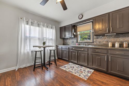 3641 13th St, Milwaukee, WI 53221-1722