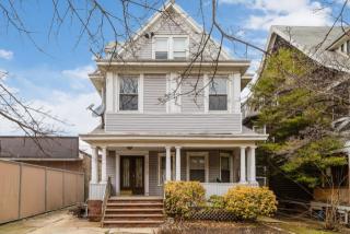 1011 Beverley Rd, Brooklyn NY  11218-3412 exterior