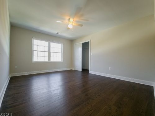 1996 Price St, Rahway NJ 07065-4423 exterior