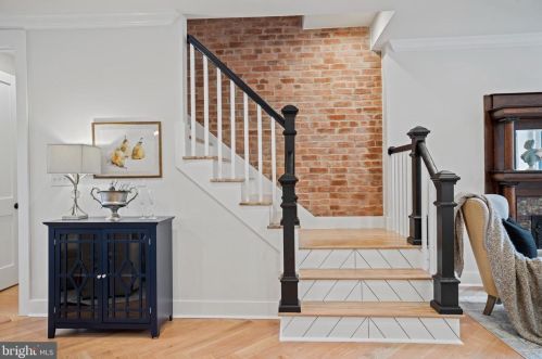 30 Adams St, Washington DC  20001-1026 exterior