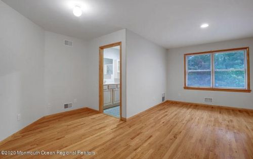 338 New Central Ave, Jackson Twp NJ 08527-2952 exterior