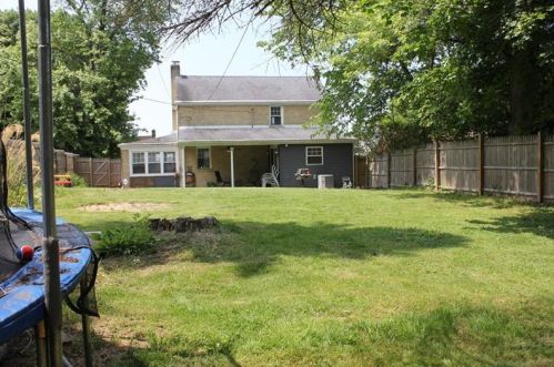 11505 Clematis Blvd, Pittsburgh, PA 15235-3104