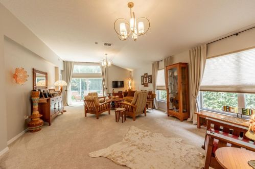 10006 Bridgeton Dr, Tampa FL  33626-1840 exterior