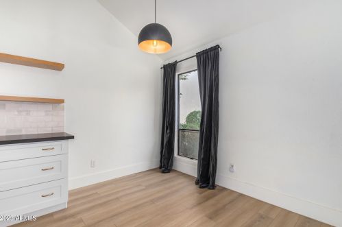 1187 Belmont Ave, Phoenix AZ  85020-4162 exterior