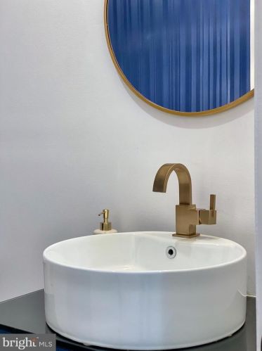 3016 Thayer St, Washington DC  20018-2505 exterior