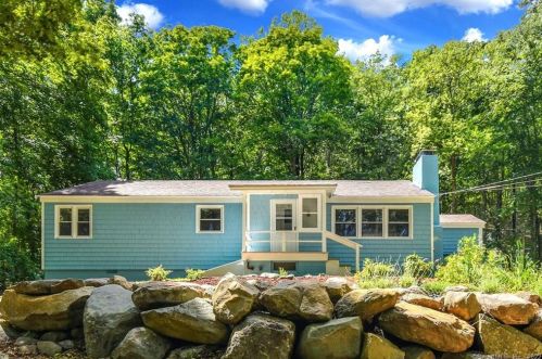 562 Branchville Rd, Ridgefield CT  06877-6030 exterior