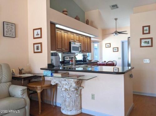 15816 15th Way, Phoenix AZ  85022-3249 exterior