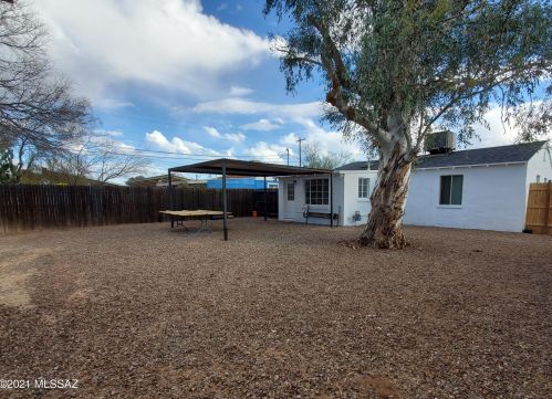 4149 17 St, Tucson AZ 85719-6503 exterior