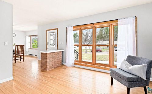 420 Sparkman Ave, Duluth MN 55803-2311 exterior