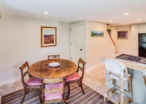 107 Stuart Ave, Norwalk CT 06850-3135 exterior