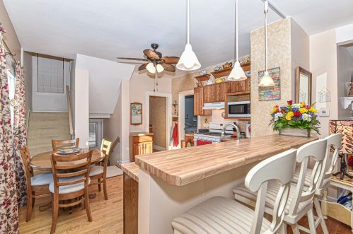 3825 84, Milwaukee WI 53228-1705 exterior