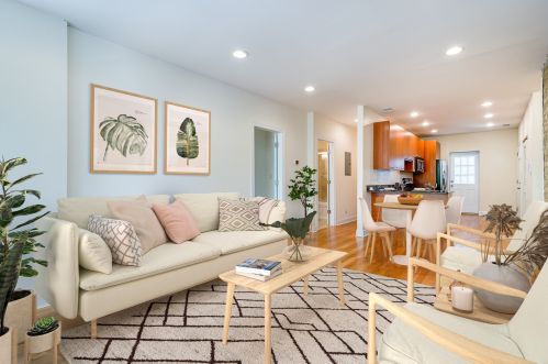 5700 Maplewood Ave, Chicago, IL 60659-5118