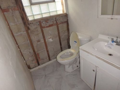 8023 Stewart Ave, Chicago IL 60628-7233 exterior