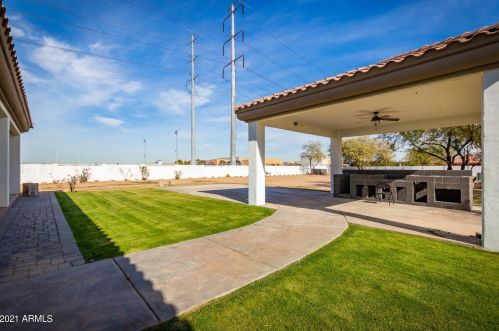 3605 69th Ave, Phoenix AZ 85043-3325 exterior