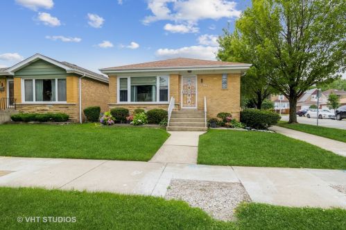 6457 Devon Ave, Chicago, IL 60631-2036