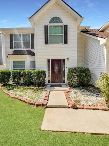 3942 Arabian Way, Lithonia, GA 30039-2769