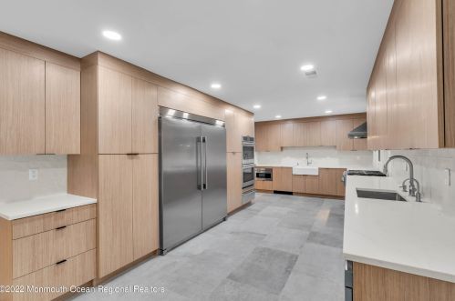 722 Green Valley Rd, Jackson Twp NJ  08527-2942 exterior