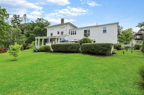 264 Highland St, Worcester MA 01602-2112 exterior