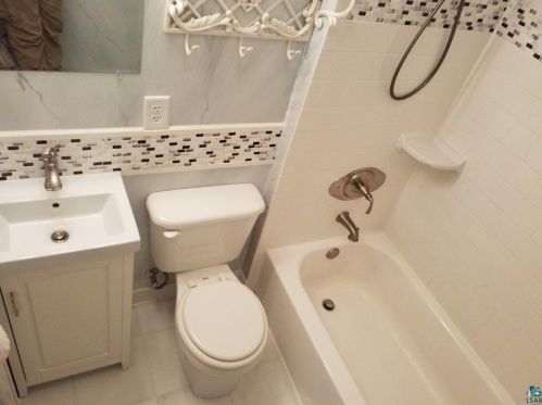 228 Chisholm St, Duluth MN 55803-1517 exterior