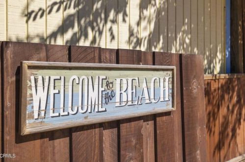 128 Camarillo Ave, Oxnard CA  93035-4605 exterior