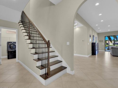 1641 Serrano Cir, Naples FL 34105-4953 exterior