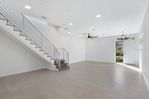 617 Pine St, Orlando FL  32801-2852 exterior