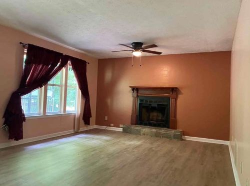 5326 Winslow Xing, Lithonia GA  30038-1147 exterior