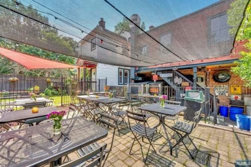 64 Chestnut St, Montclair NJ 07042-2945 exterior