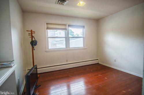 120 Gropp Ave, Trenton NJ 08610-2421 exterior