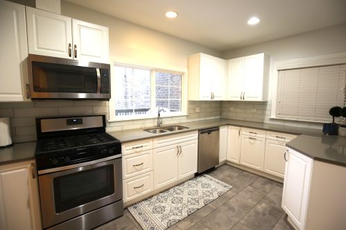 3726 Ashland Ave, Chicago IL  60613-3602 exterior