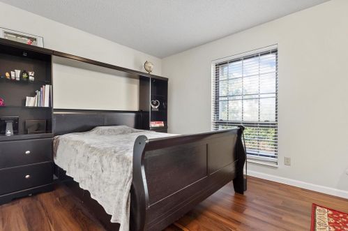 1841 Mansard Dr, Saint Louis MO 63125-2336 exterior