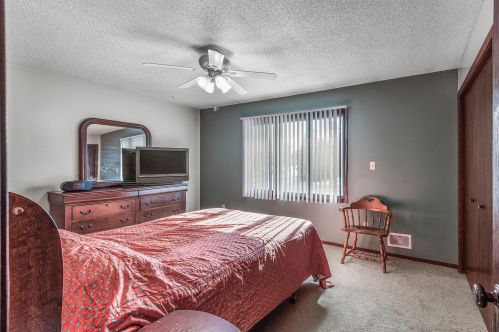 1163 County Rd B, Saint Paul MN 55113-4302 exterior