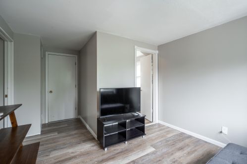 214 80th St, Milwaukee WI  53214-1419 exterior