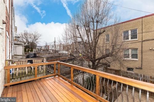 1448 D St, Washington DC  20002-5402 exterior