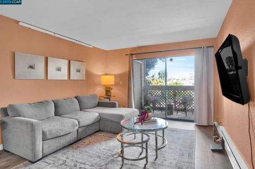 710 Teatree Ct, San Jose CA 95128-4725 exterior