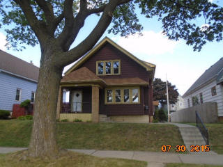 2950 16th St, Milwaukee, WI 53215-3723