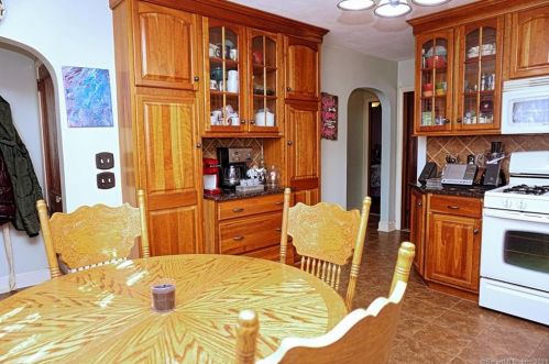 61 Spg St, Torrington CT 06790-4712 exterior