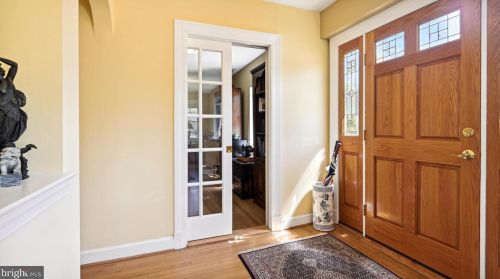 13326 Oakwood Dr, Rockville, MD 20850-3410