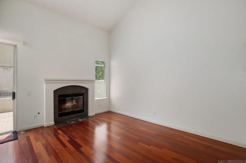 10956 Creekbridge Pl, San Diego, CA 92128-5102