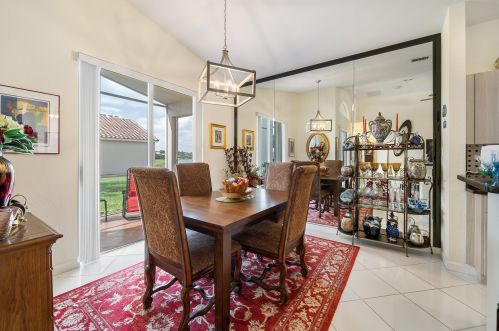 426 Springview Loop, Fort Pierce FL  34986-2663 exterior