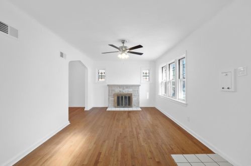 4587 Wabash Ave, Saint Louis MO 63109-1967 exterior