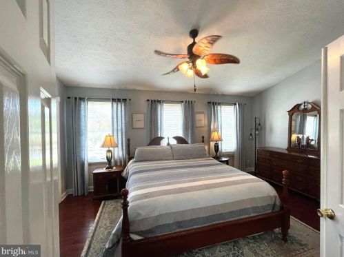 8124 Brightridge Ct, Ellicott MD 21043-6988 exterior