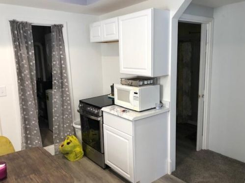 1233 96, Milwaukee WI 53214-2614 exterior