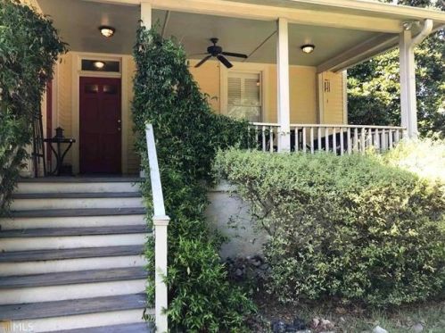 1528 Cambridge Ave, Atlanta GA 30337-2110 exterior