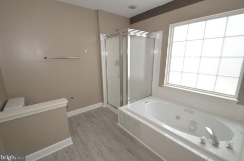 6317 Alderman Dr, Alexandria VA 22315-3731 exterior