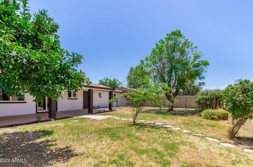 1326 Ivanhoe St, Chandler AZ  85225-5319 exterior