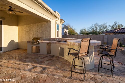 10015 6 Pl, Phoenix AZ 85085 exterior