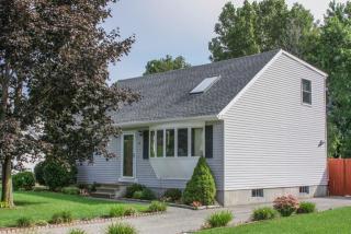 31 Winterset Dr, Springfield, MA 01129-1850