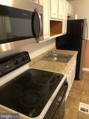 2331 Gerritt St, Philadelphia PA 19147-5821 exterior